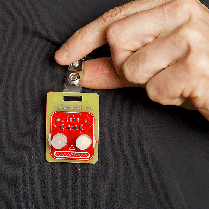 The Learn To Solder Robot Badge - Click Image to Close