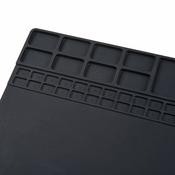 Insulated Silicone Soldering Mat - Click Image to Close