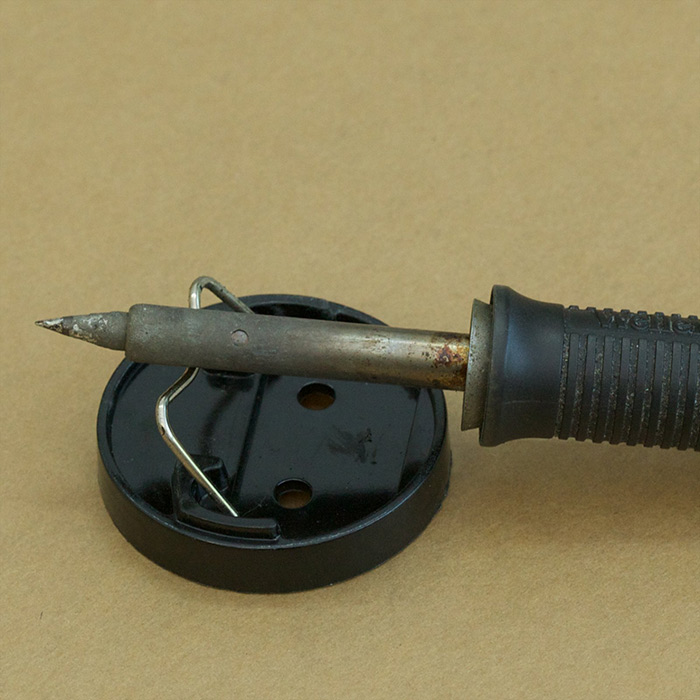 Soldering Iron Pop-Up Stand - Click Image to Close